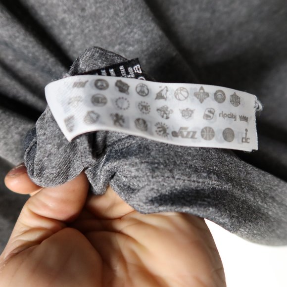 Toronto Raptors quarter zip - Picture 5 of 6